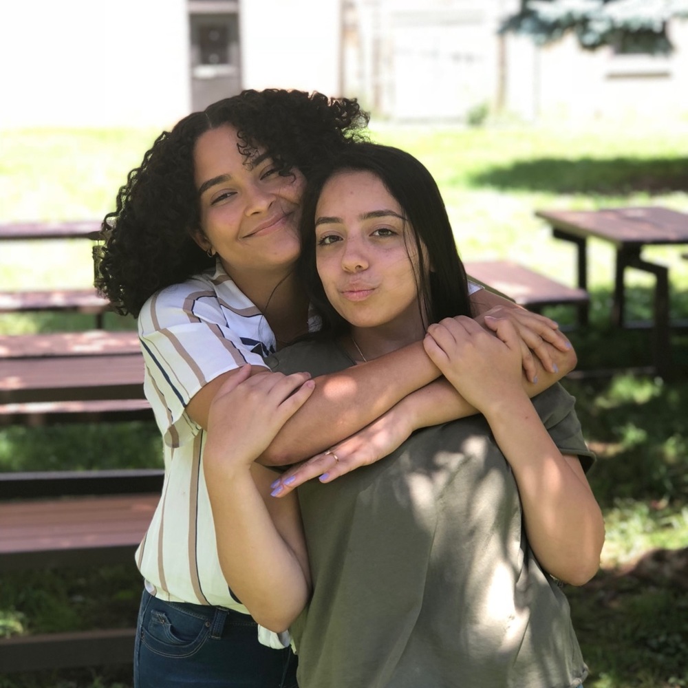 Meet your Posher, Isabel